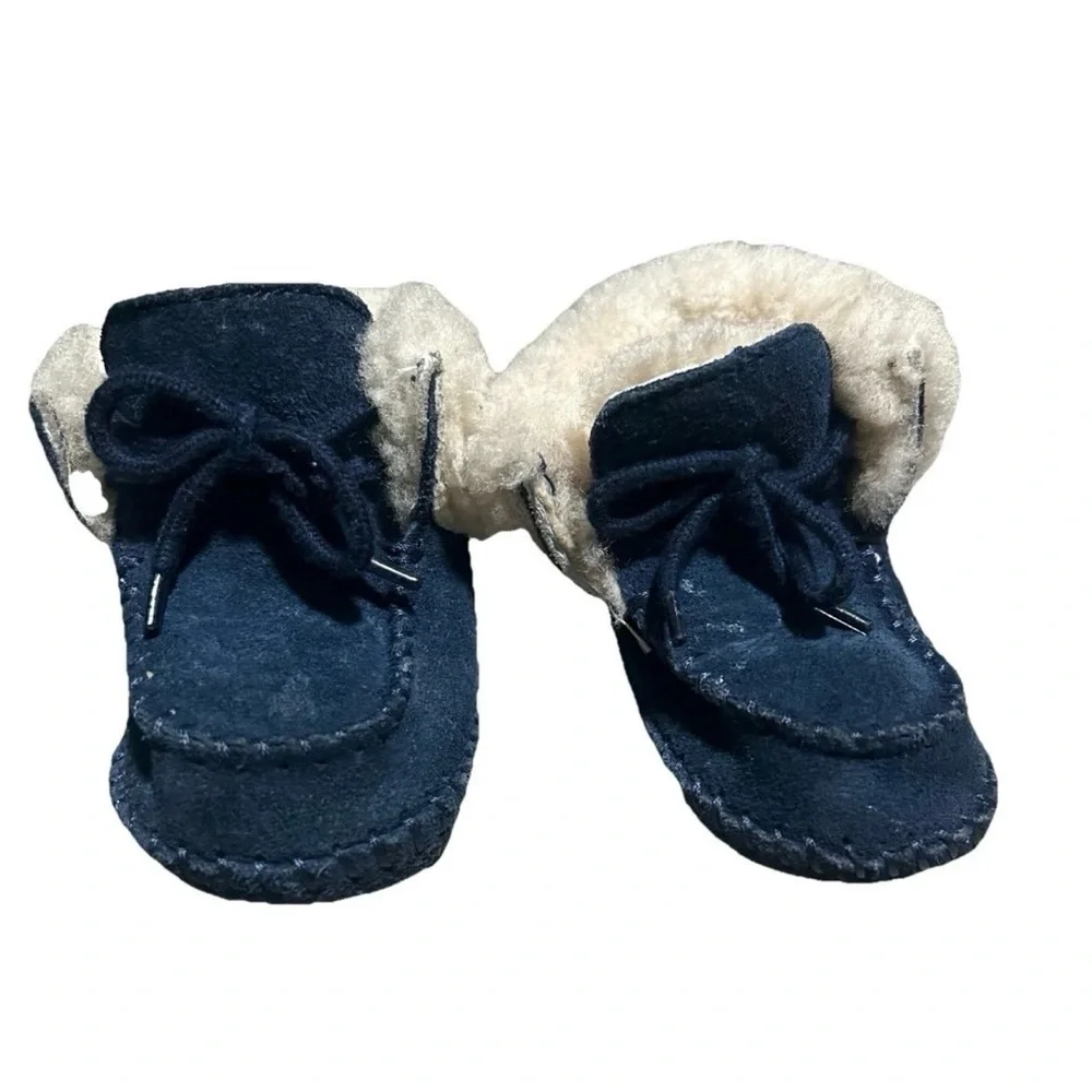 Ugg Baby Infant Suede Blue Moccasin Shoes Size 0/1